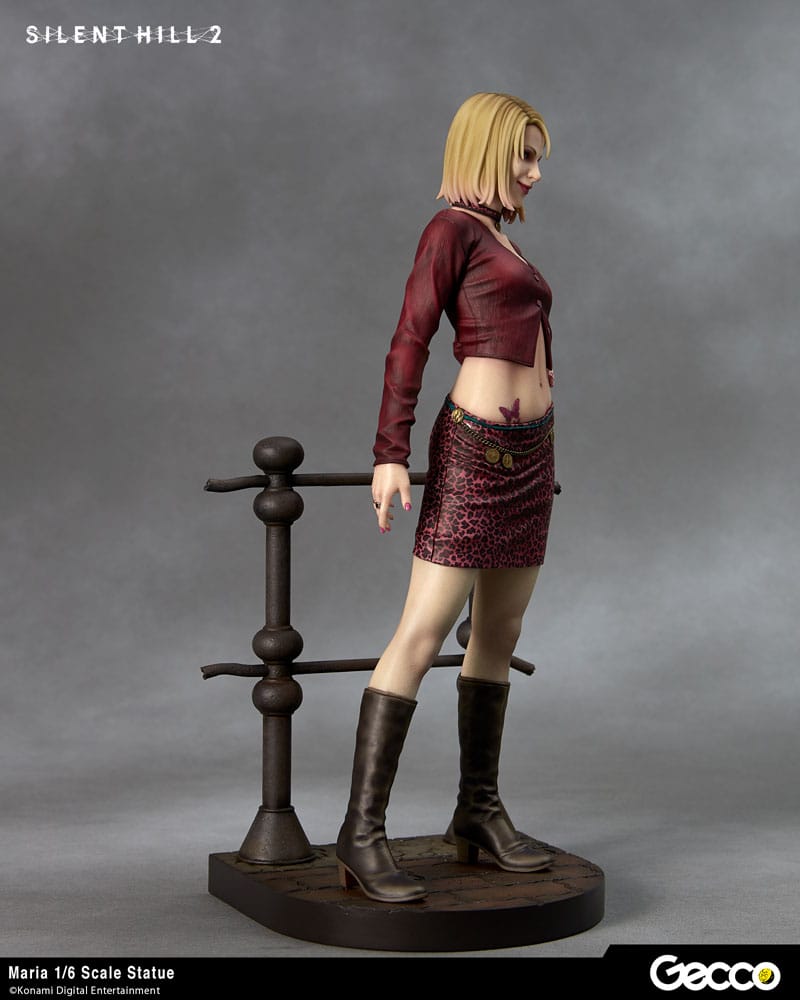 Silent Hill 2 Statue 1/6 Maria 29 cm