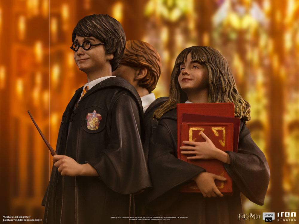 Harry Potter med sin stavn i hånden