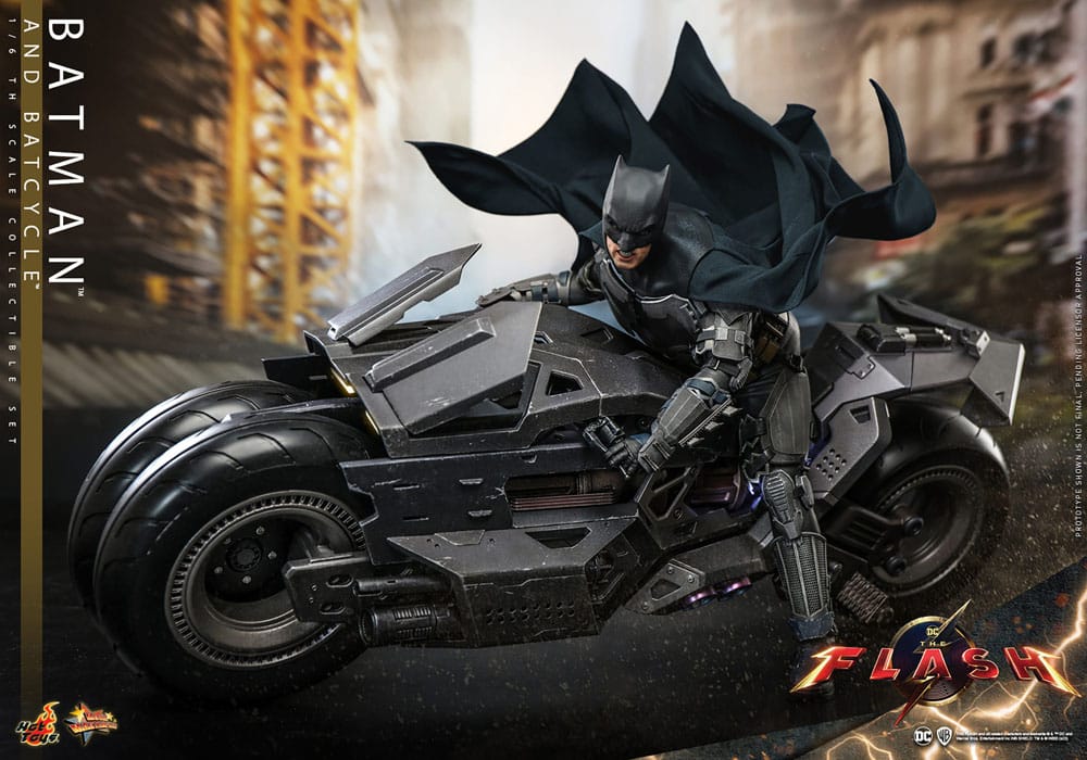Die Flash Movie Masterpiece Actionfigur mit Fahrzeug 1/6 Batman &amp; Batcycle Set 30 cm