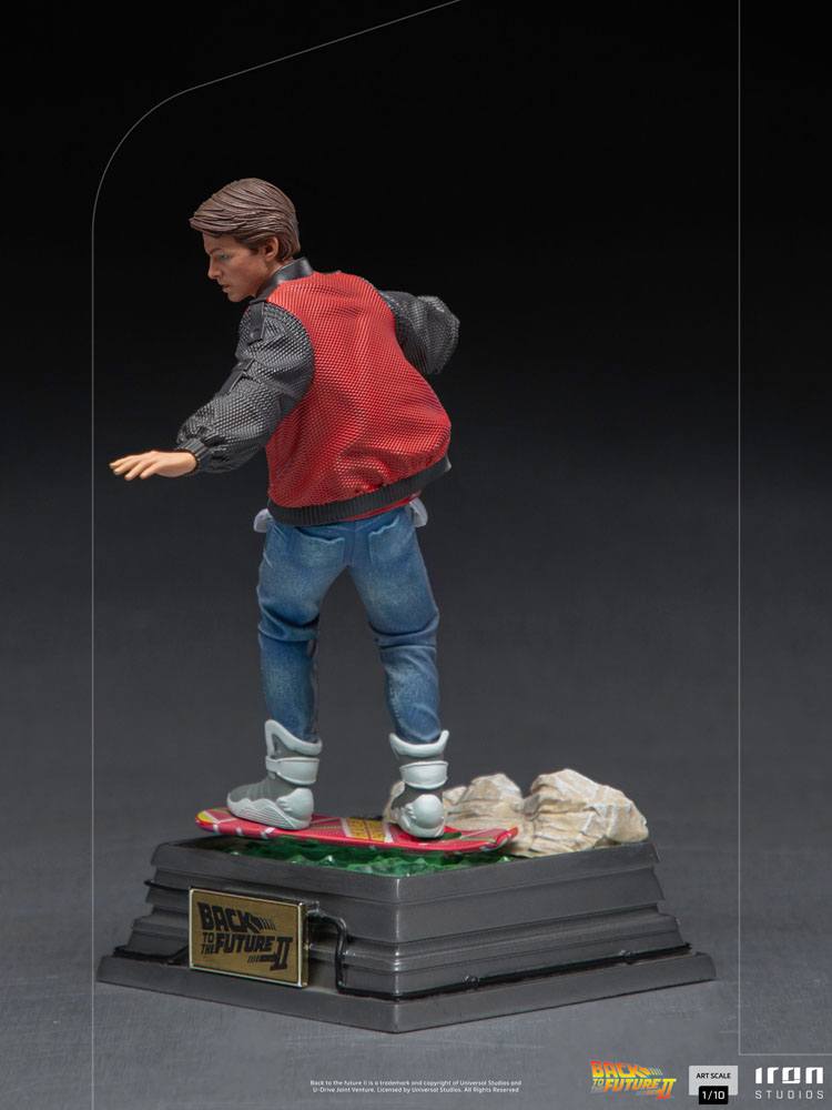 Back to the Future II Art Scale Statue 1/10 Marty McFly på Hoverboard 22 cm