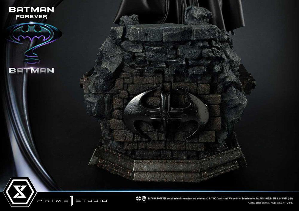 Batman forever statue batman 96 cm - SuperMerch.dk bund bagside Batman med batman logo