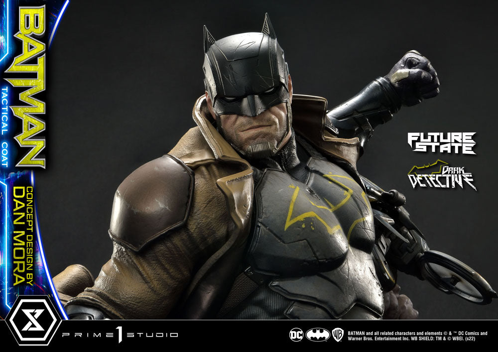 DC Comics Statue - 1/4 Batman - Dark Detective Tactical Coat Concept - Design by Dan Mora 59 cm
