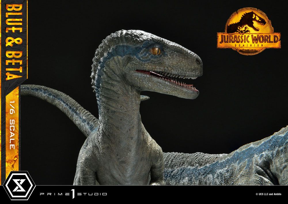 Jurassic World: Dominion Legacy Museum Collection Statue 1/6 Blue & Beta Bonus Version 41 cm