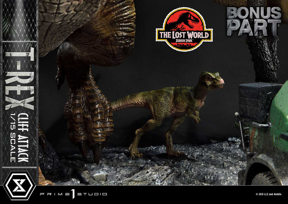 Jurassic World: The Lost World Statue 1/15 T-Rex Cliff Attack Bonusversion 53 cm