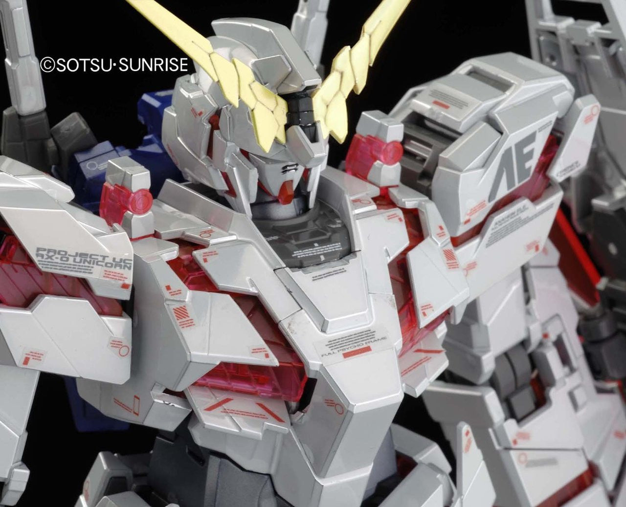 MG Gundam Unicorn Titanium VER KA 1/100
